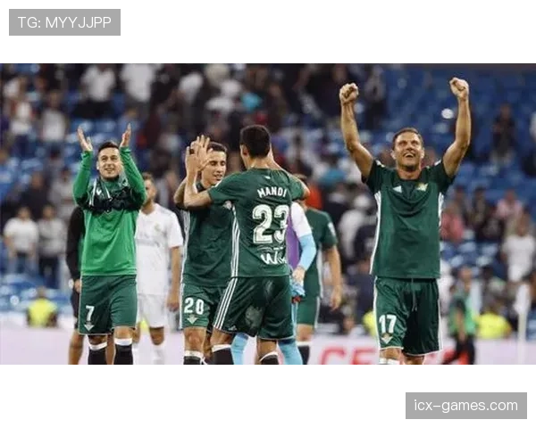 贝蒂斯更衣室凝聚力显著提升，全队团结备战新赛季展现稳健态势